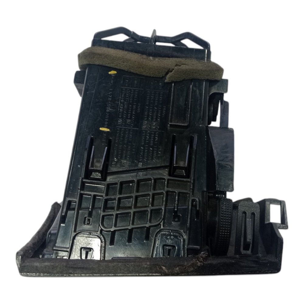 Difusor De Ar Esquerdo Nissan Tiida 2008 V59 3