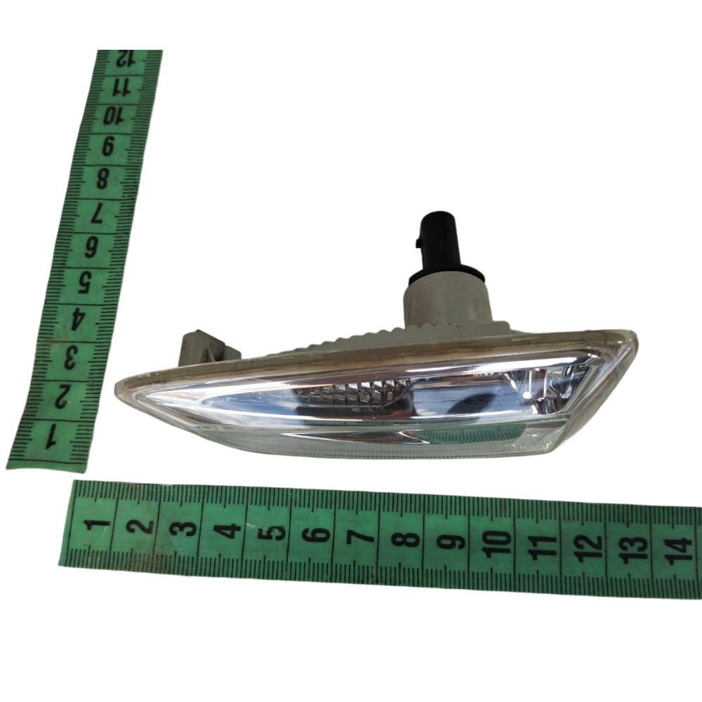 Luz Seta Paralama Esquerda Gm Tracker 2020 2025 V627 3
