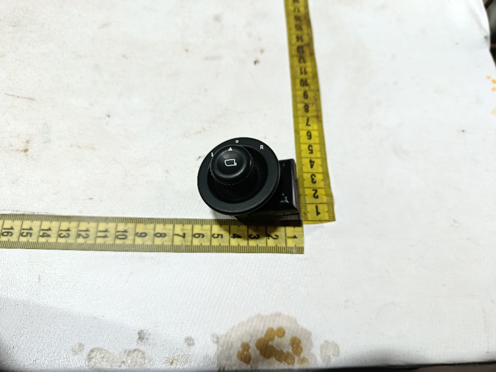 Botão regulagem retrovisor Citroen C3 Aircross 2024 8