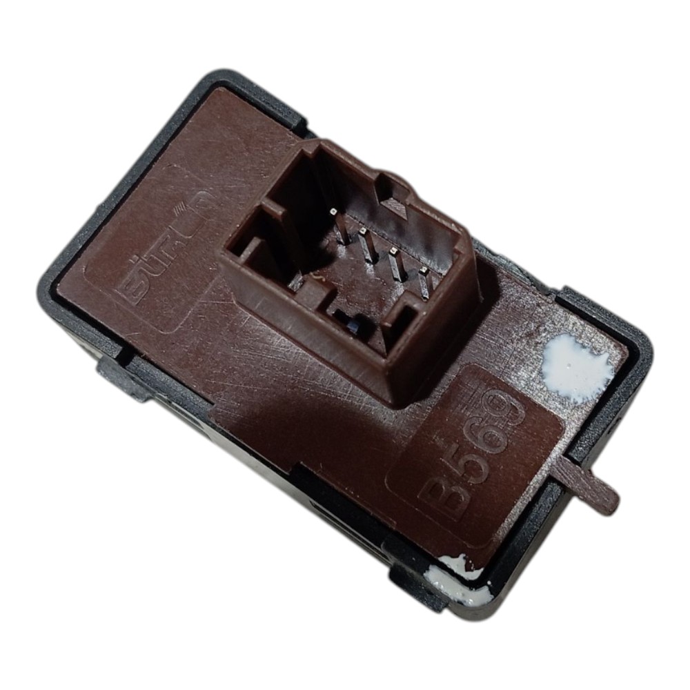 Botão Trava Porta Dianteira Direita Ram Rampage 2023 25 V659 2