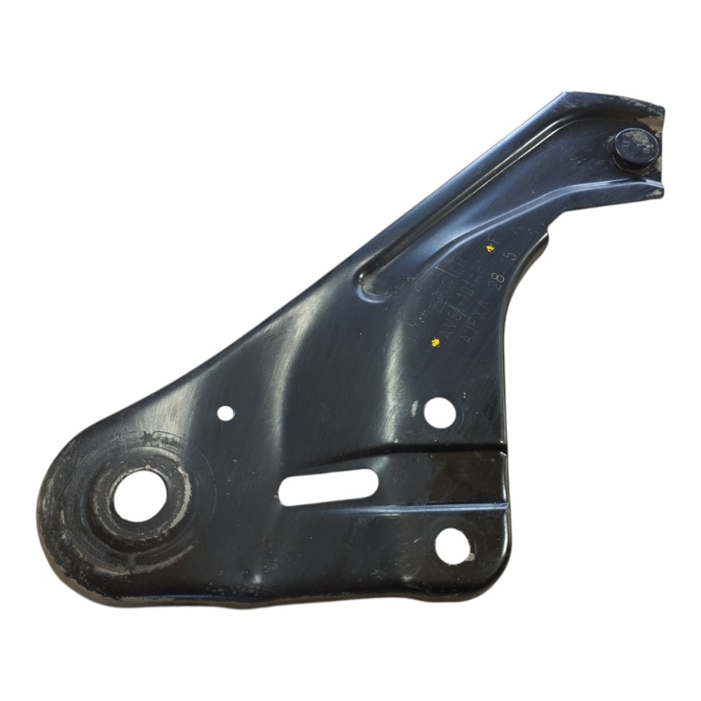Suporte esquerdo quadro suspensão Volvo V40 t3 2016 V652