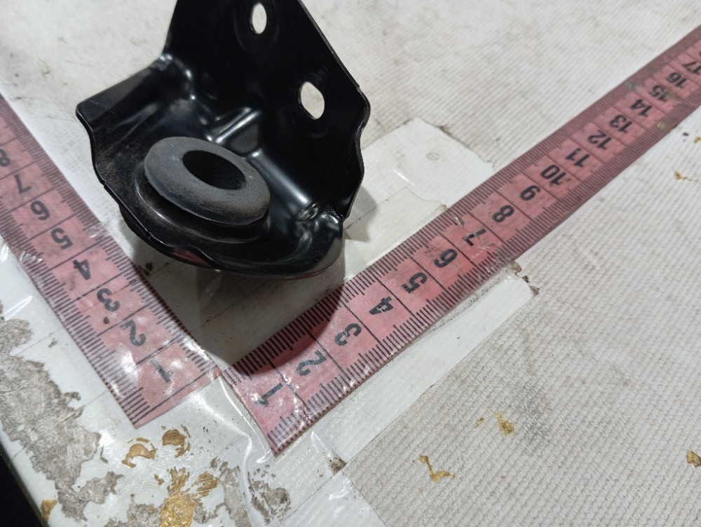 Suporte Esquerdo Radiador Honda Hrv Exl 2023 2025 V644 8