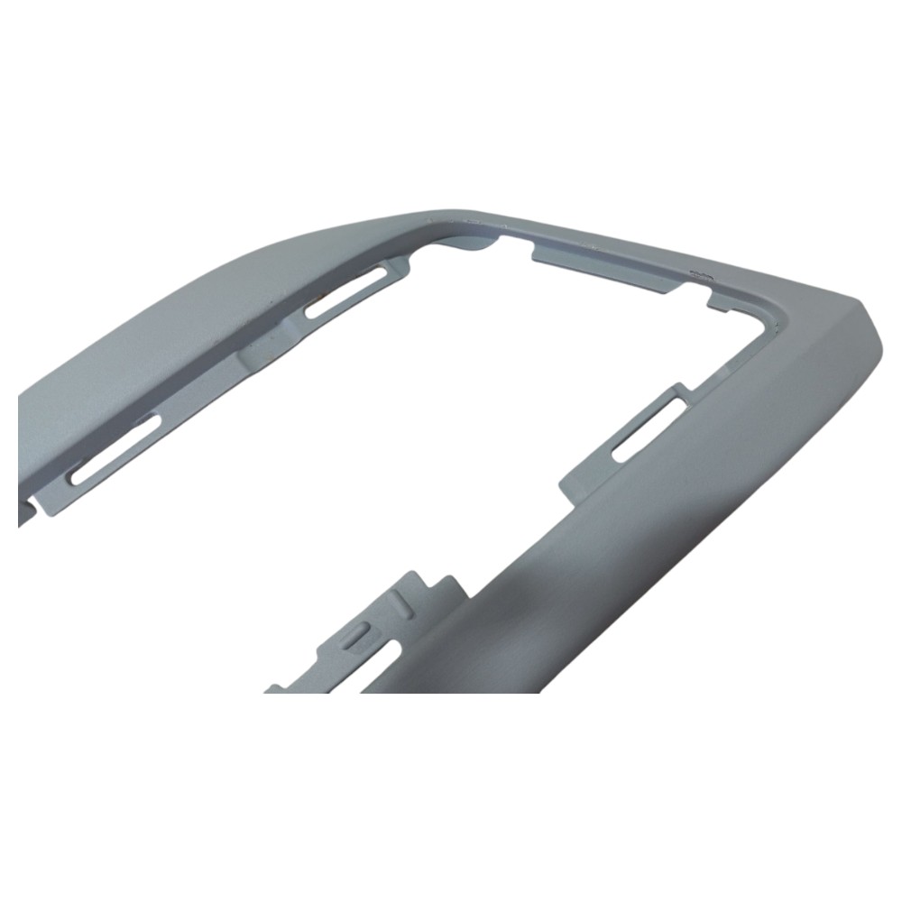 Moldura Maçaneta Int Porta Esquerda Rover Defender 2022 V645