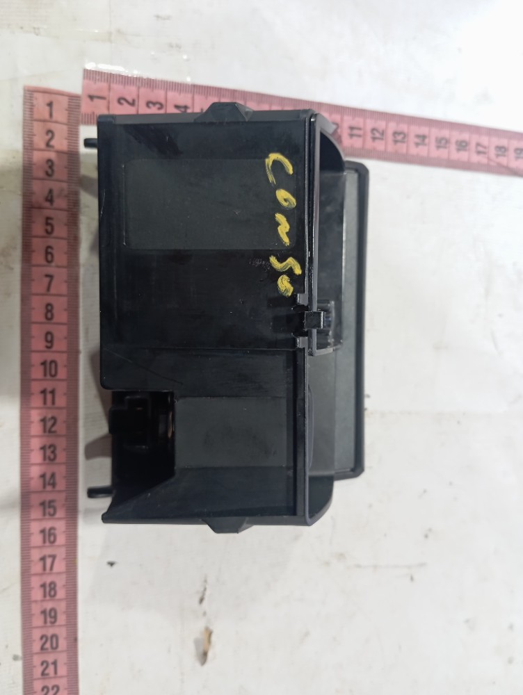 Tomada 12v Console Mercedes B180 2006 A 2011 V630 8