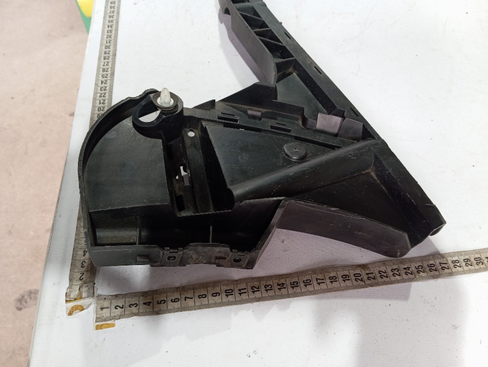 Guia Parachoque Traseiro Esquerdo Volvo Xc60 2007 V64 7