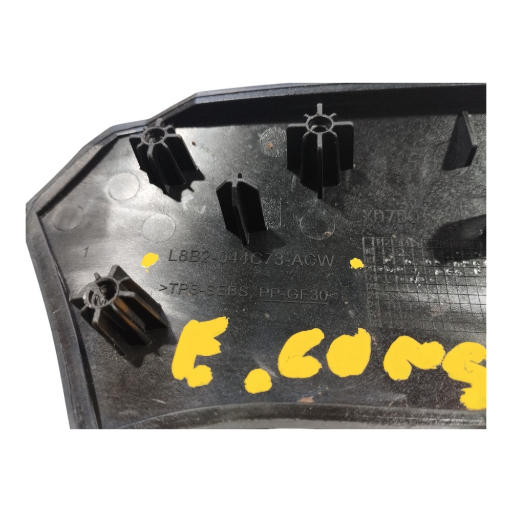 Moldura Esquerda Console Land Rover Defender 2022 V645 3