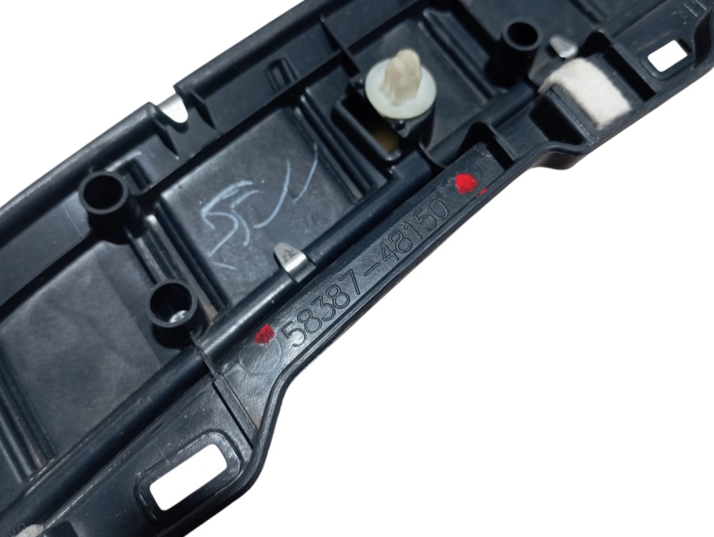 Soleira Tampa Traseira Lexus Rx500hf Sport 2023 V619 6