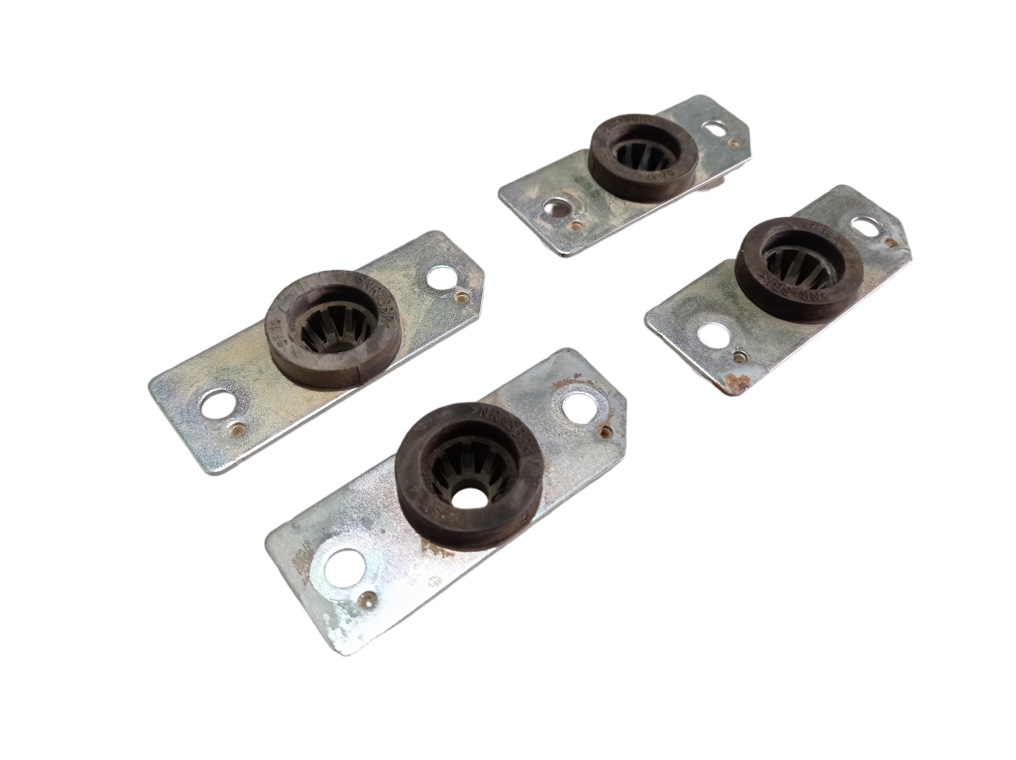 Suporte Capa Motor Nissan Leaf 2022 V589 2