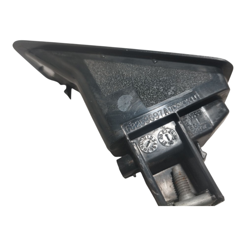 Luz Placa Traseira  esquerda Ram Rampage Rt 2023 2025 V664 7