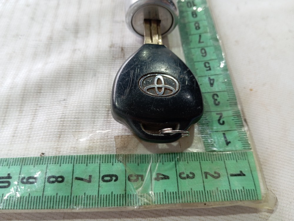 Segredo Roda Toyota Land Cruiser Prado 2004 V552 6