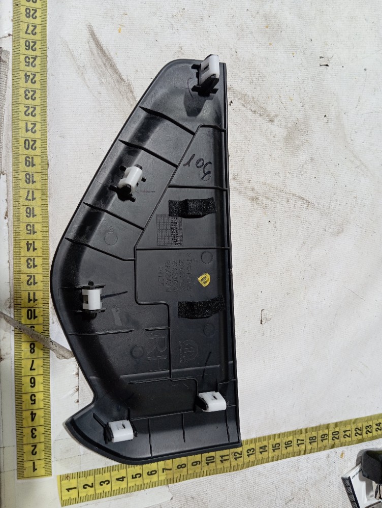 Acabamento Direito Painel Ram Rampage Rt 2023 2025 V664 8