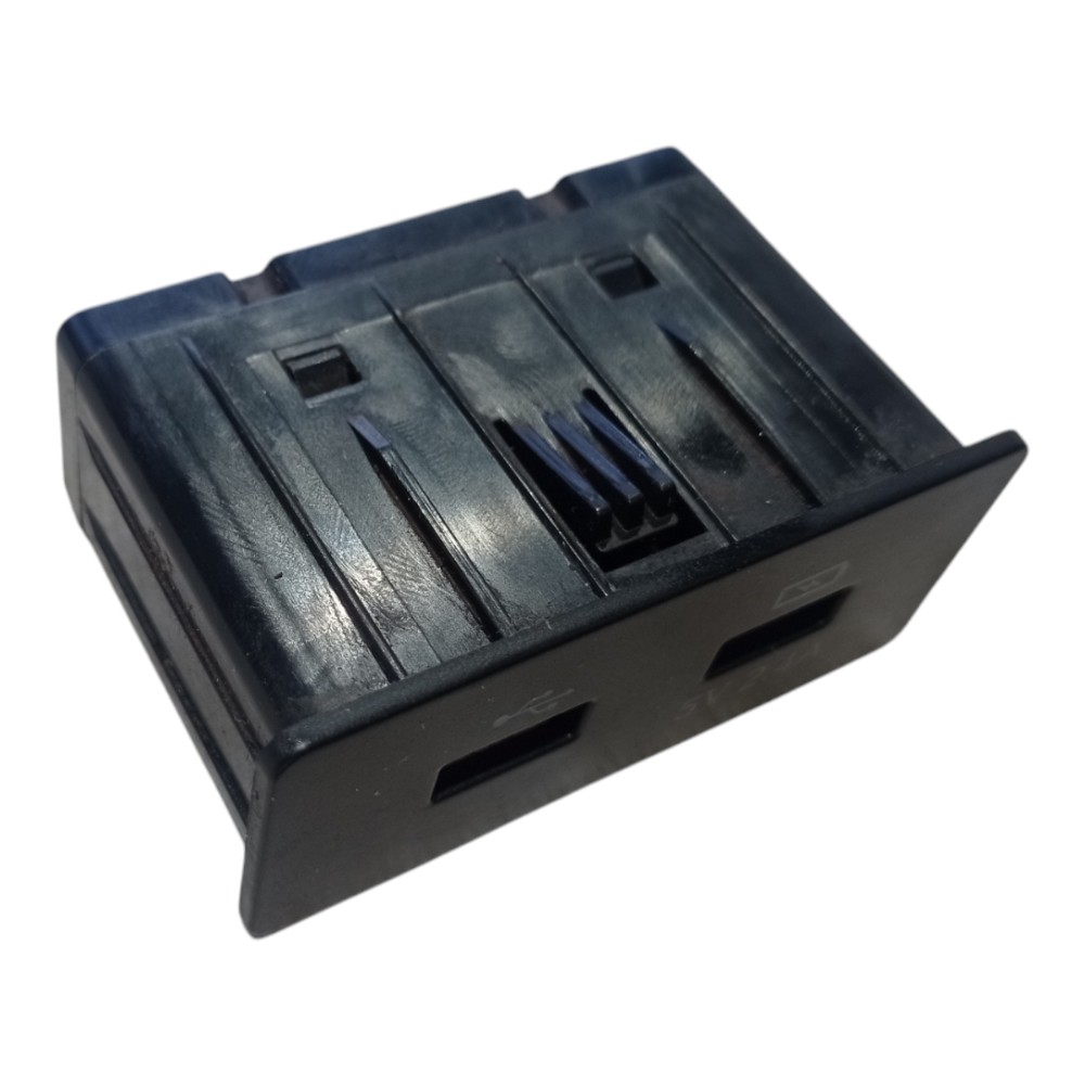 Entrada Usb Jac Ej7 2023 V618 3