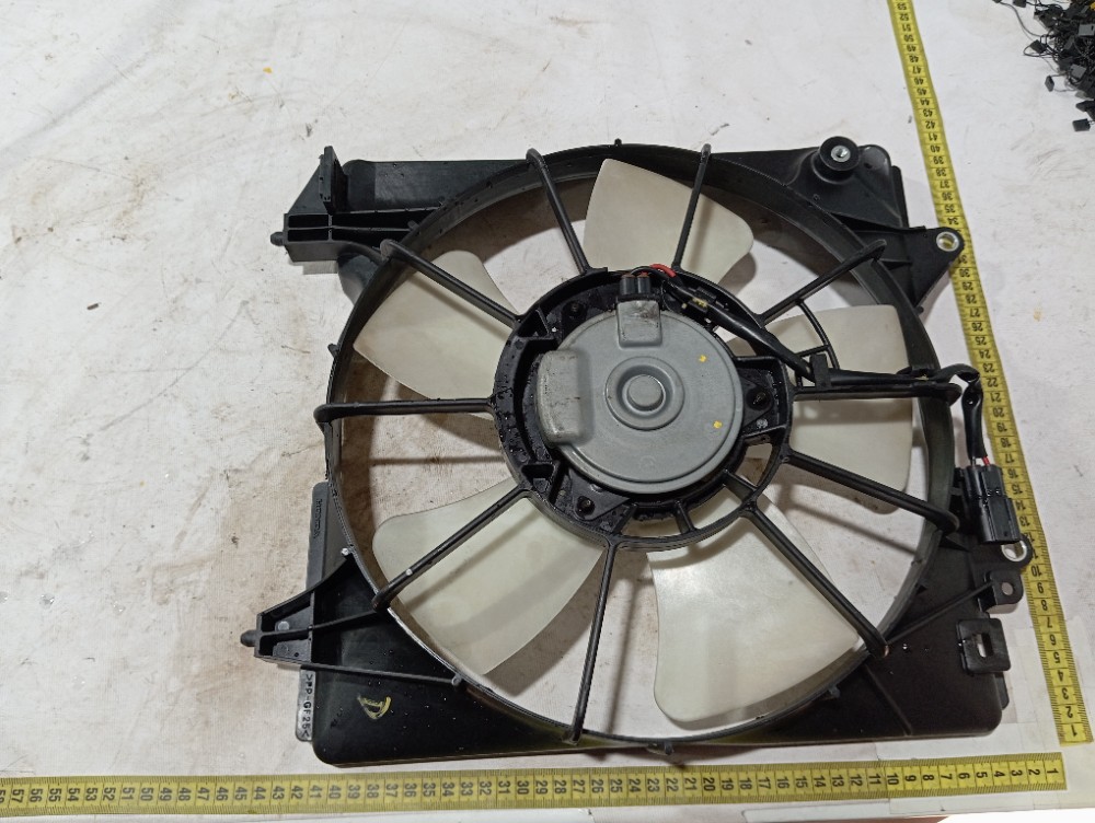 Defletor Ventoinha Direita Radiador Honda Hrv 17 A 2021 V660 9
