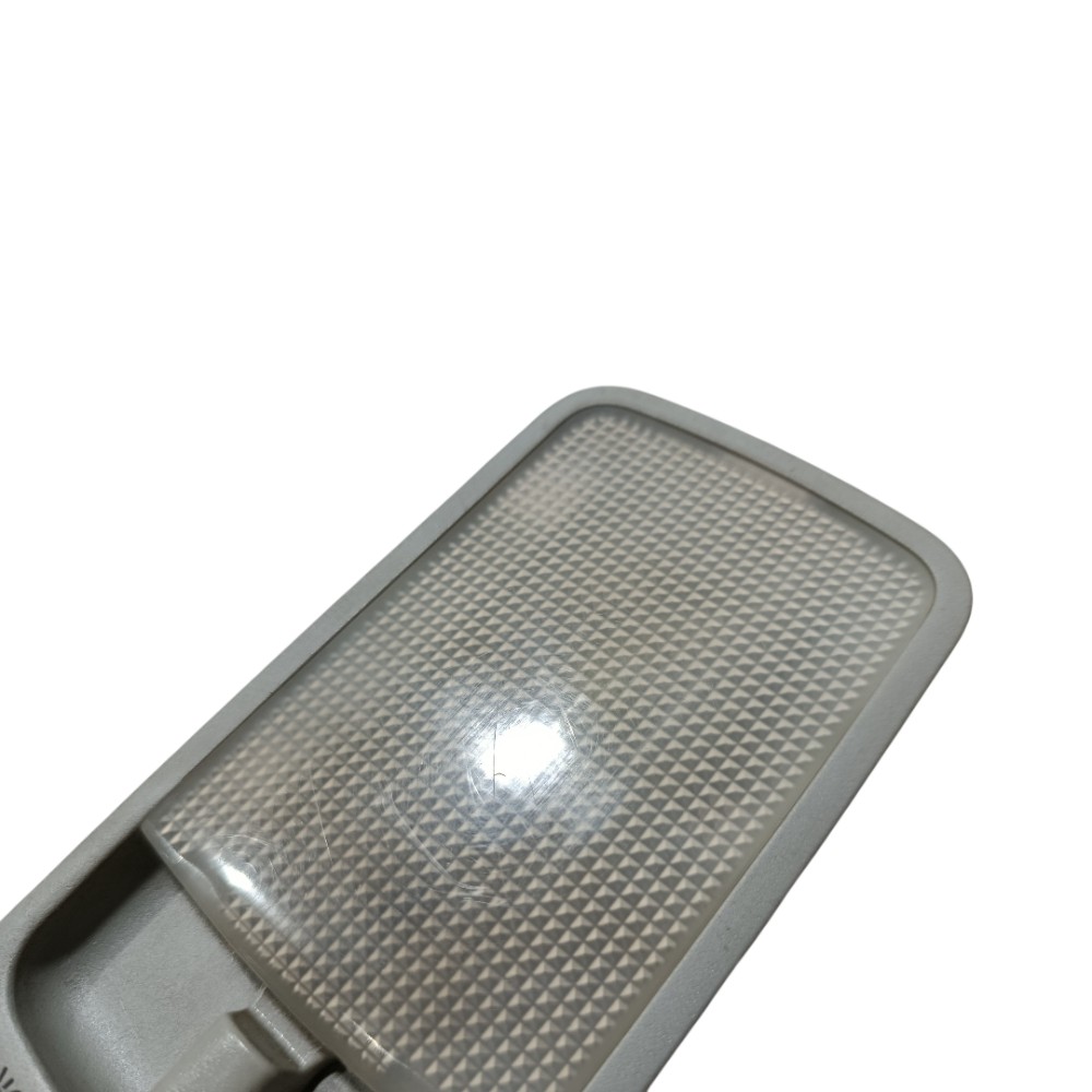Luz cortesia teto traseiro Toyota Corolla 2005 9