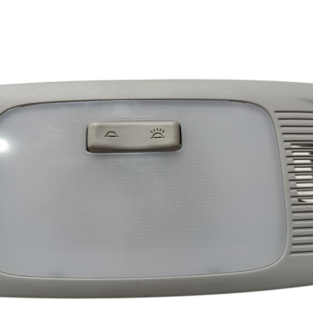 Luz cortesia teto Citroen C3 Aircross 2024 4