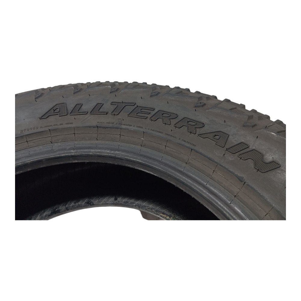 Pneu Pirelli Scorpion 235/65r17 2023 2025 V659