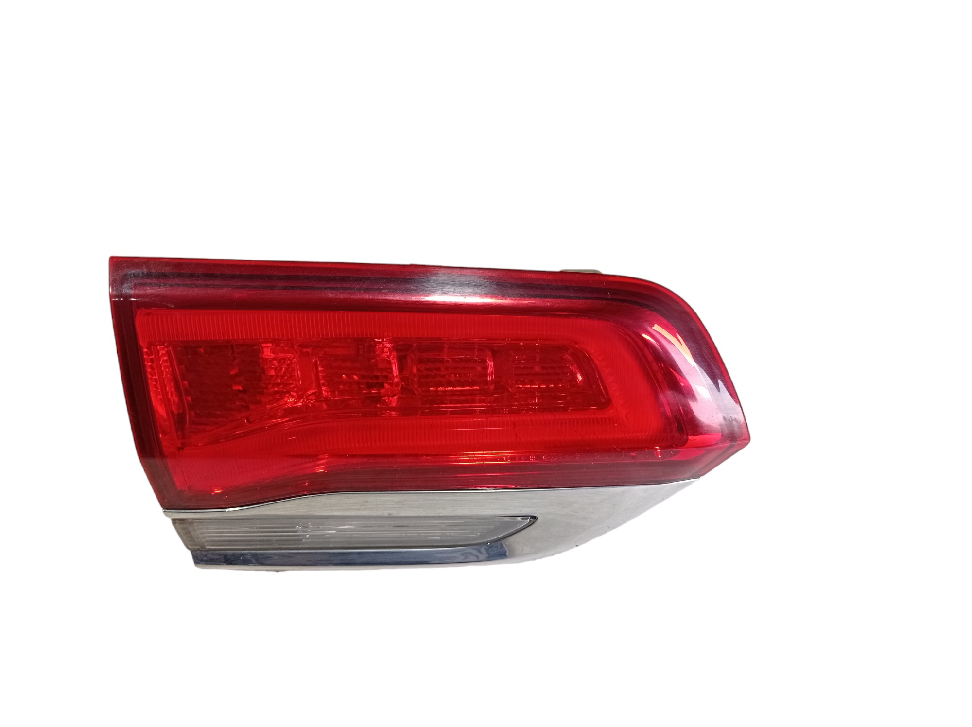 Lanterna Esquerda Tampa Traseira Jeep Grand Cherokee V580 Esquerdo 1