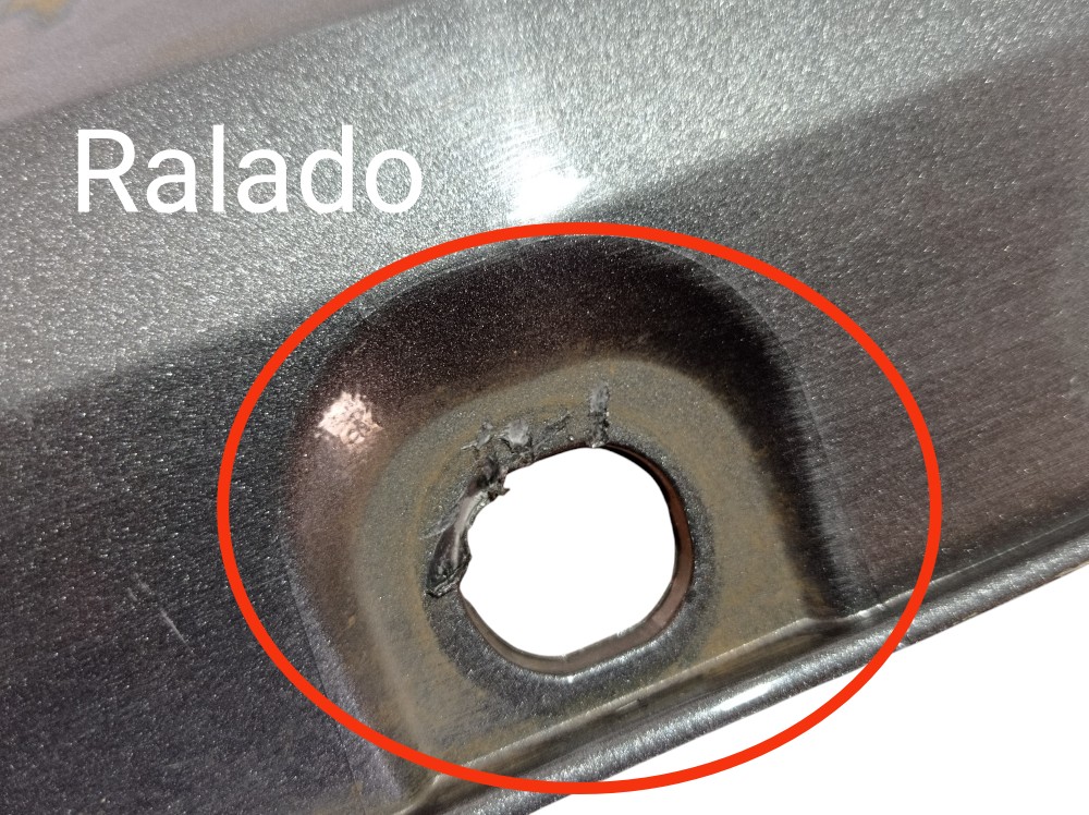 Spoiler Lateral Direito Toyota Prado 3.0 2005 V620 6