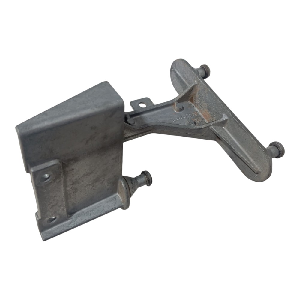 Suporte Módulo Abs Mercedes C180 2002 2007 V661 1