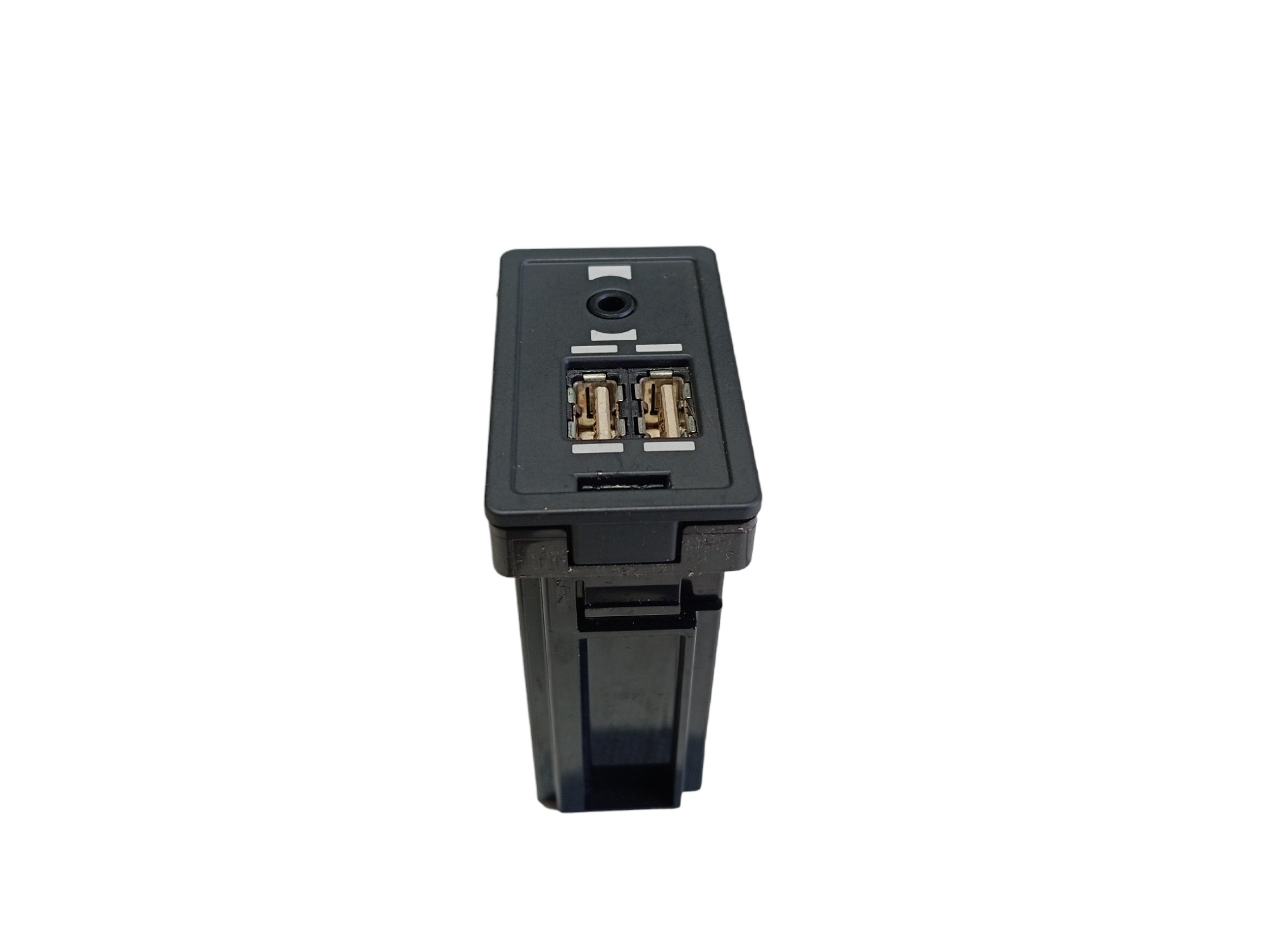 Entrada Usb Console Lexus Ls250 Sport 2015 86190-53051 7