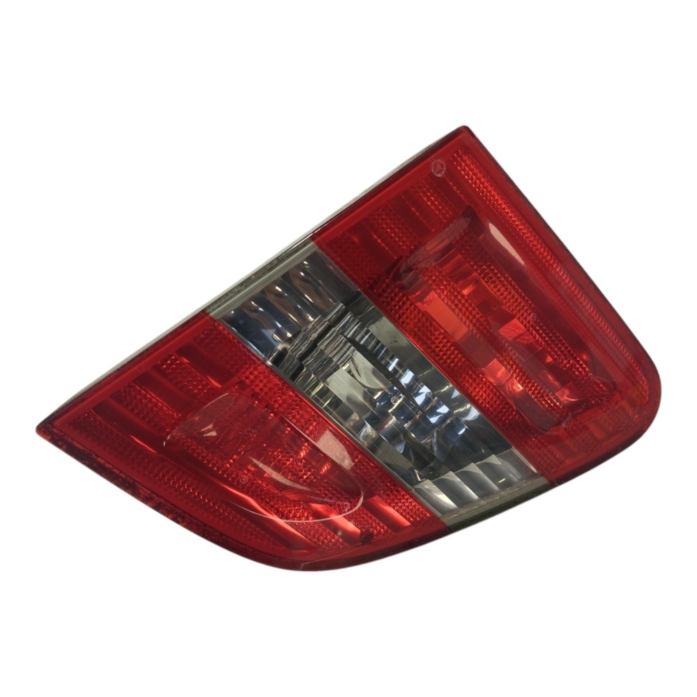 Lanterna Tampa Tras Direito Mercedes B180 2010 V630 7