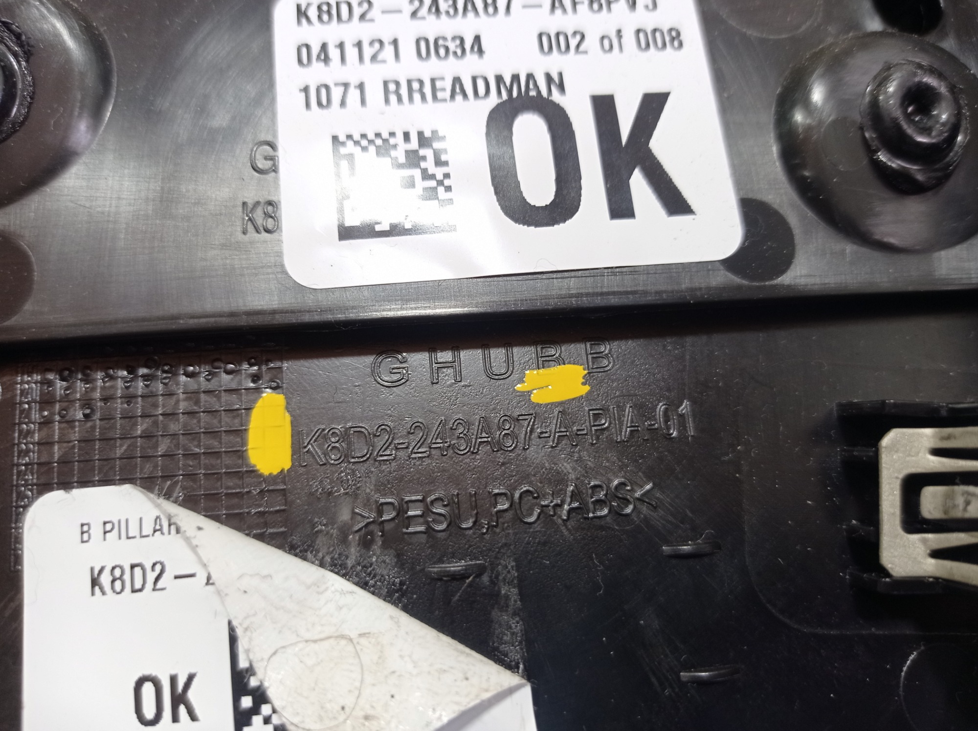 Acabamentos Superior Coluna Esquerda Evoque 2022 V572 5