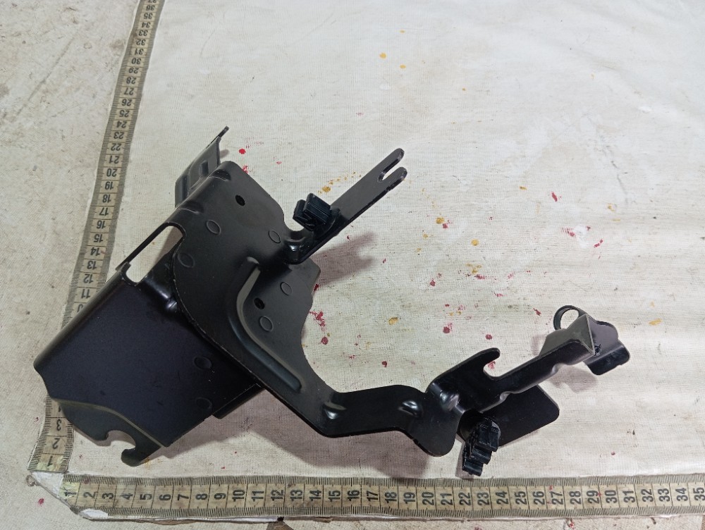 Suporte Módulo Abs Renault Zoe Neo 2023 V617 7