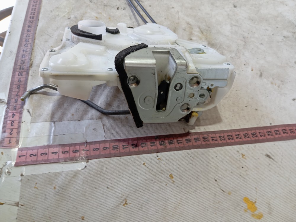 Fechadura Porta Diant Esquerda Suzuki Scross 2015 2016 V648 6
