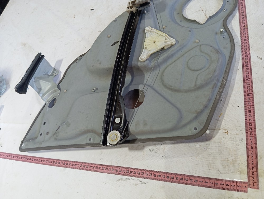 Máquina Vidro Porta Tras Esquerda Mercedes B180 2010 V630 9