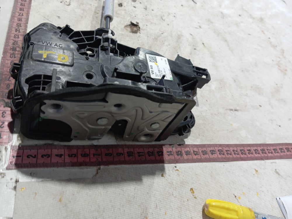 Fechadura Porta Trase Direita Vw Taos Highline 2022 24 V655 7