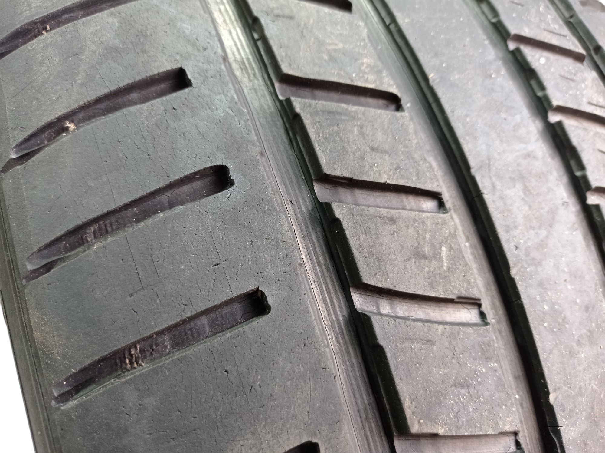 Pneu Aro 20 Linglong Freen Max 4×4 Hp 275/45 R20 9