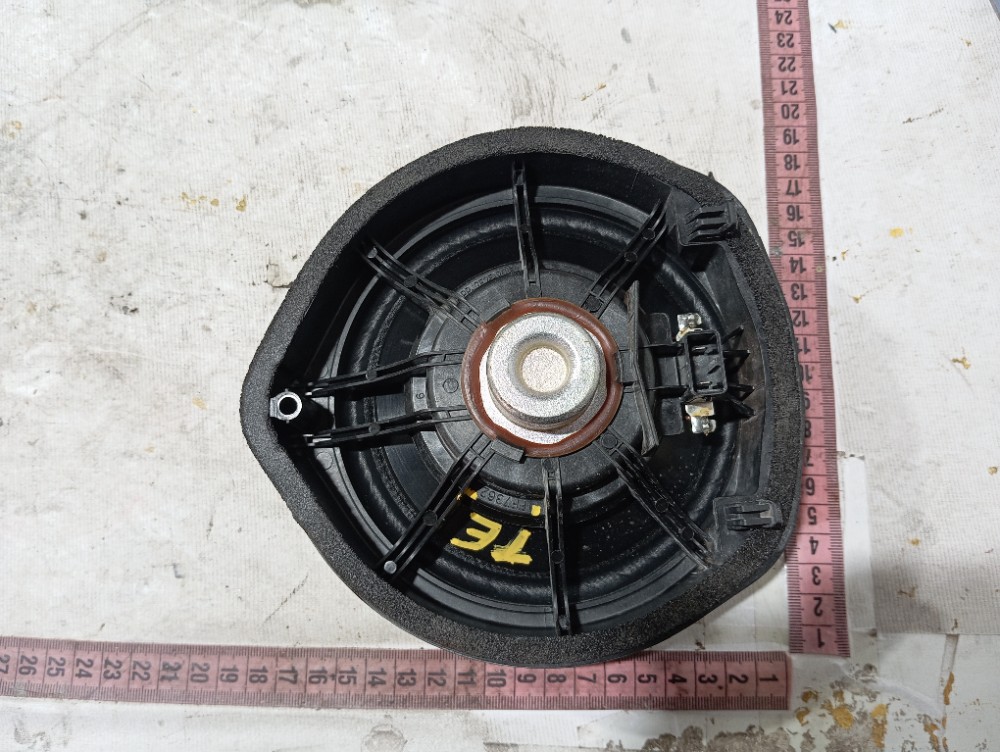 Alto Falante Porta Traseira Esque Honda Hrv Exl 2023 25 V644 8
