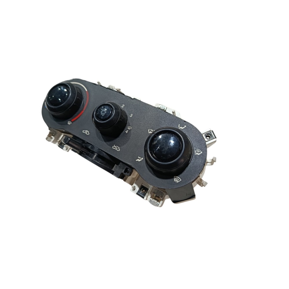 Comando ar condicionado Fiat Mobi 2016 3