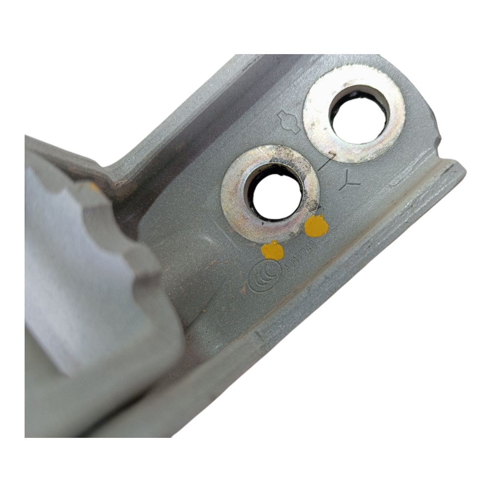 Dobradiça Porta Dianteira Direita Nissan Leaf 2023 V632 6