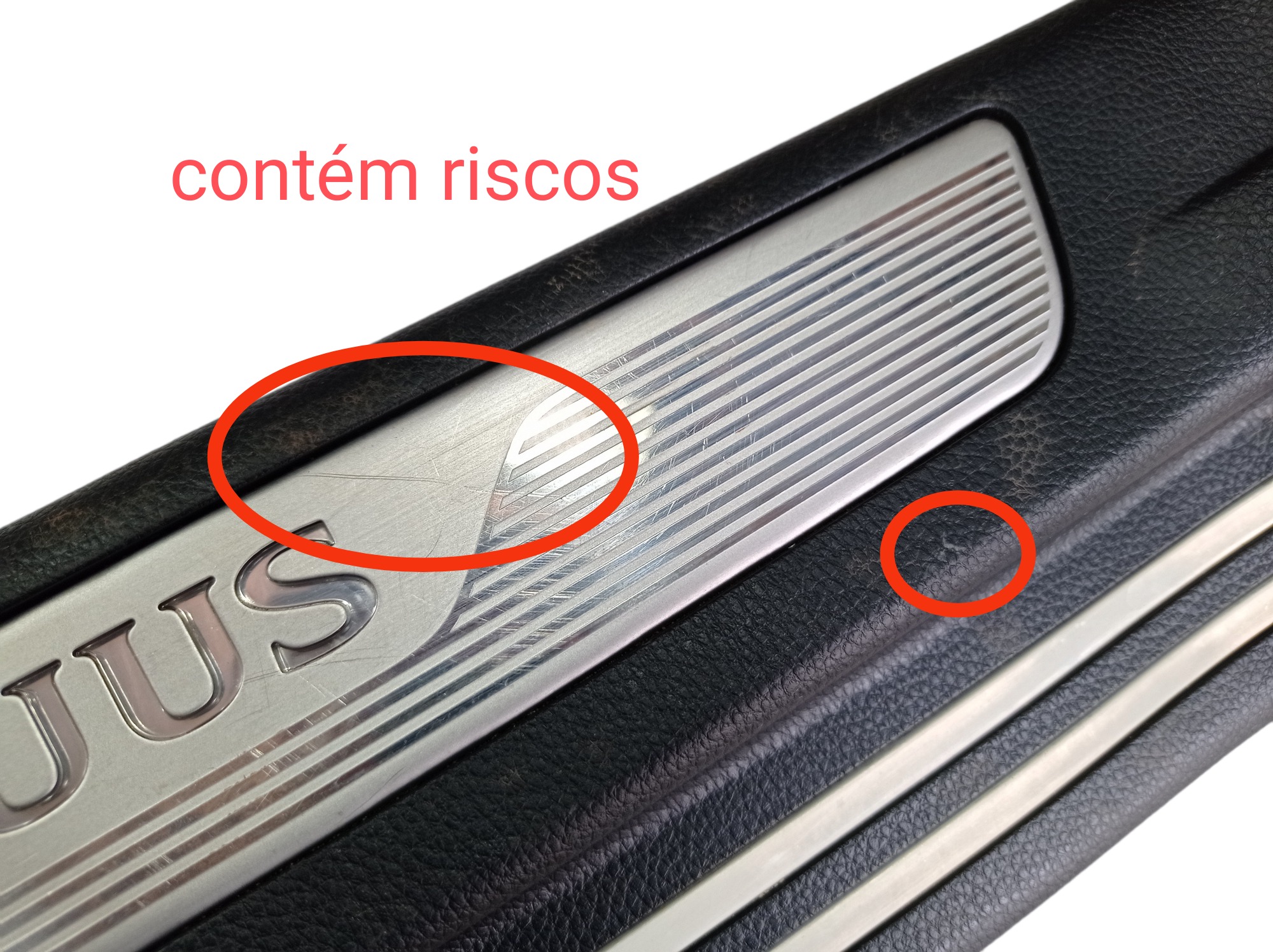 Soleira Porta Traseira Direita Hyundai Equus 2013 V577 4
