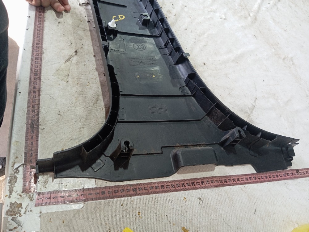 Acabamento Coluna Direita Jac Ejs1 2023 V651 9