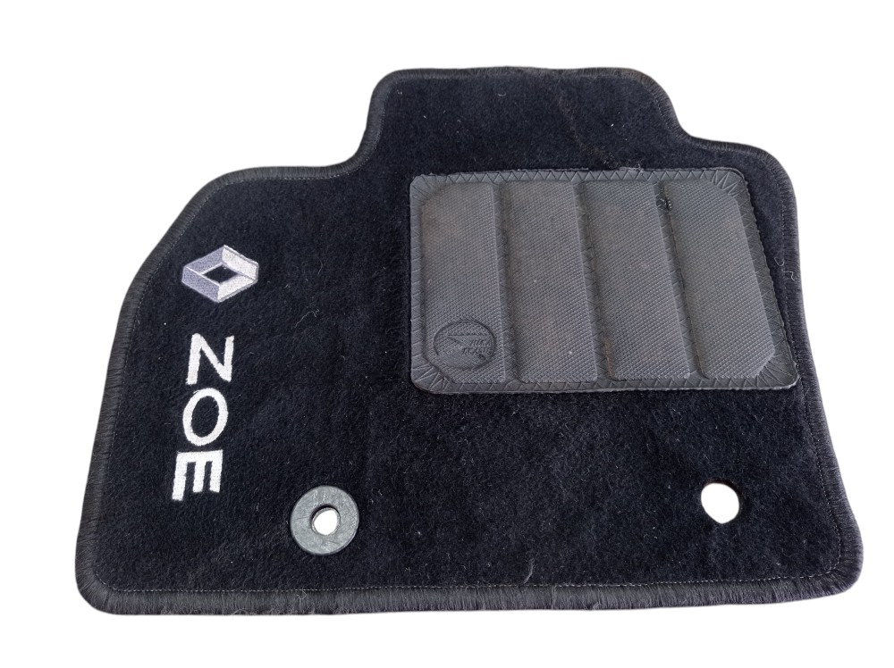 Tapete Dianteiro Esquerdo Renault Zoe Neo Int 2023 V617 1
