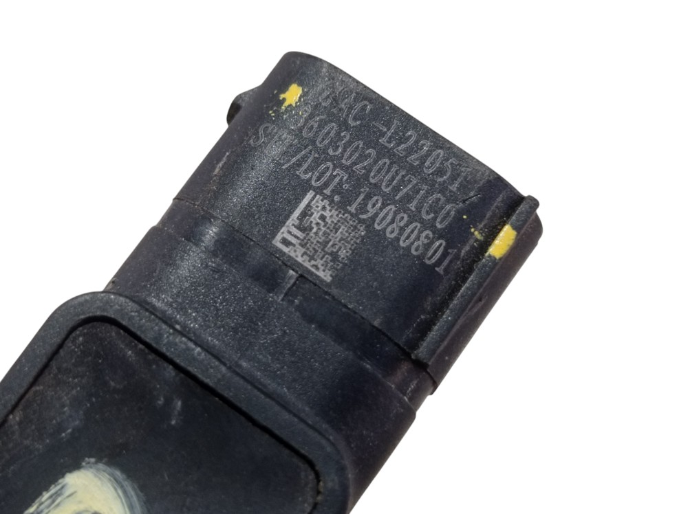 Sensor Estacionamento Dianteiro Jac Iev40 2020 V615 7