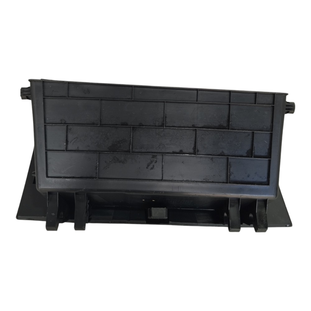 Porta Luvas Jac Ej7 2023 V618 5303100u7300 6