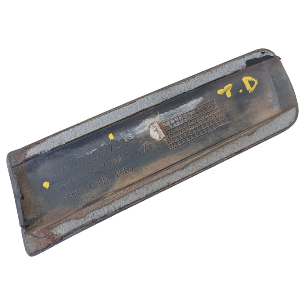 Friso Porta Traseira Direita Mitsubishi L200 Sport 2006 V647
