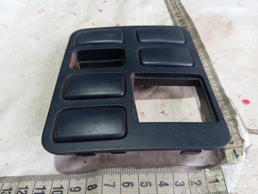 Botão Falso Painel Land Cruiser Prado 2005 V620 7