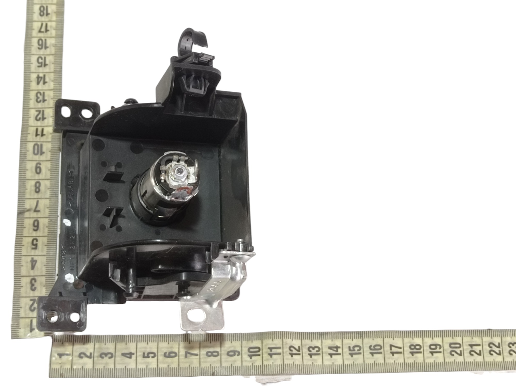 Acendedor Tomada 12v Mitsubishi Pajero Full 2020 V599 9