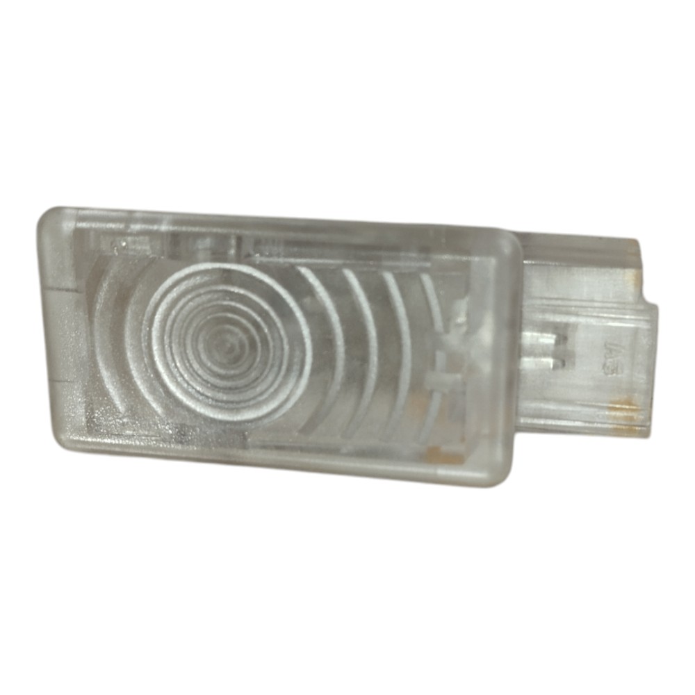Luz Porta Mala Chevrolet Tracker 2020 2025 V627 Macho 5