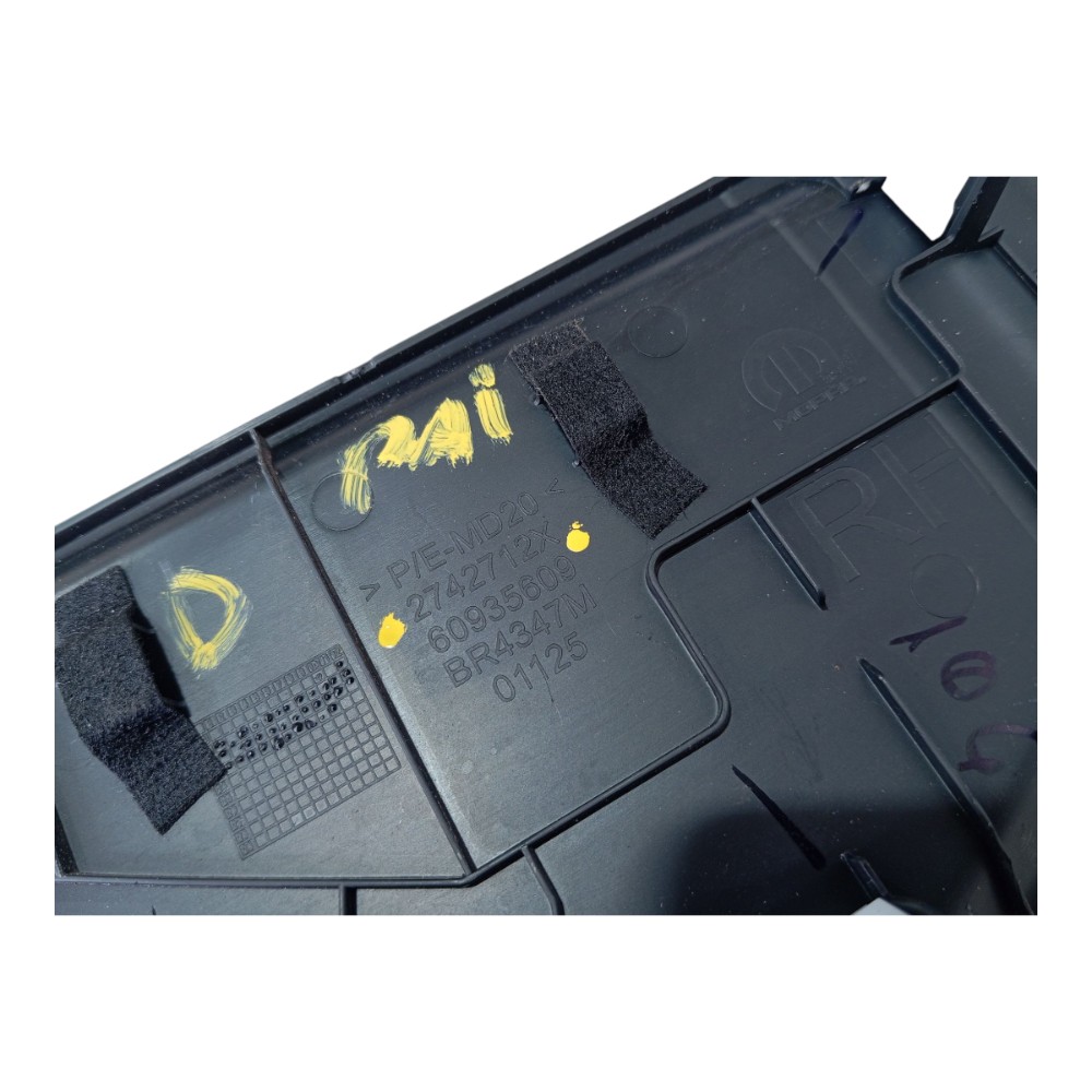 Acabamento Direito Painel Ram Rampage Rt 2023 2024 V641 6