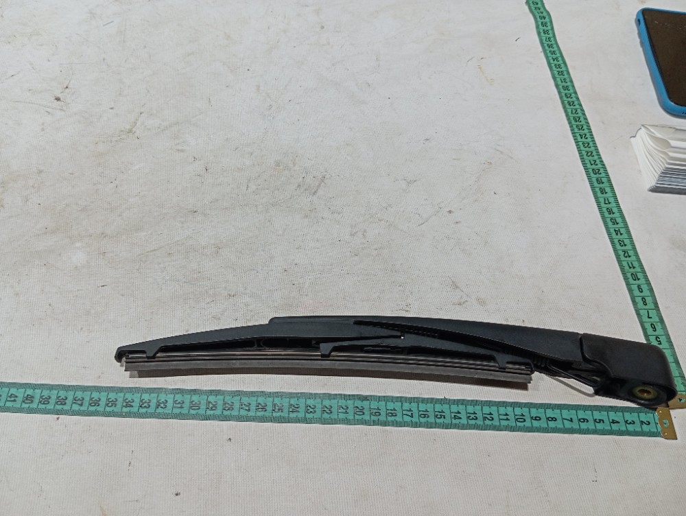 Braço limpador traseiro Byd Song Pro 2025 V669 7