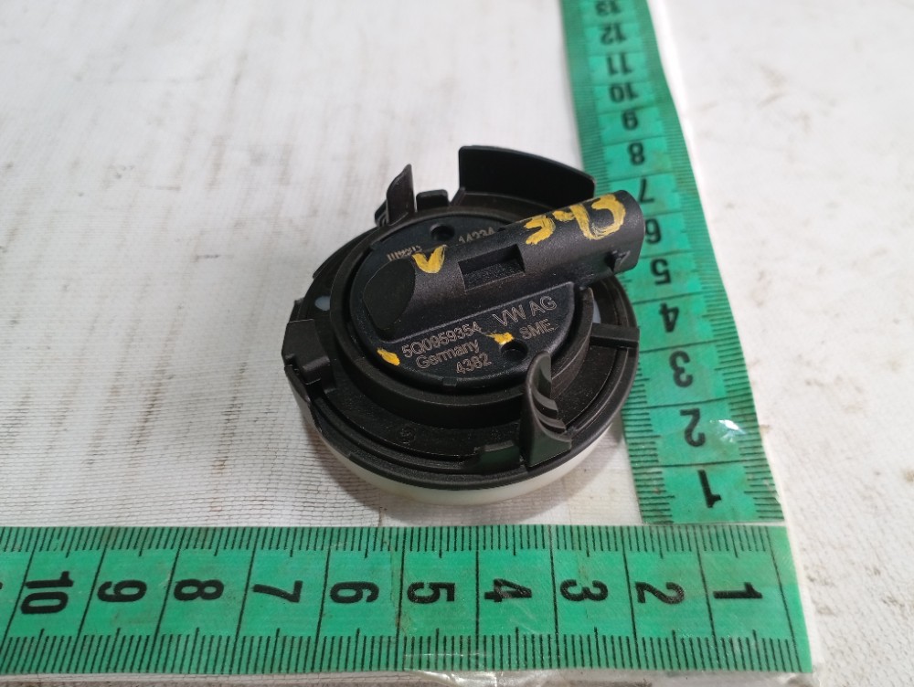 Sensor porta dianteira Audi A3 Sportback 2019 V343 7