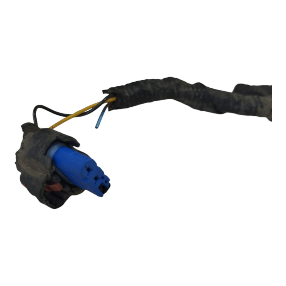 Chicote Parachoque Traseiro Gm Tracker 2020 2025 V627 6