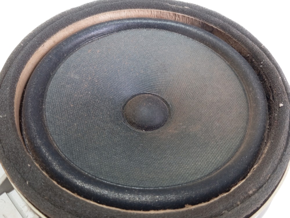 Alto Falante Porta Tras Esquerda Cruiser Prado 2005 V620 8