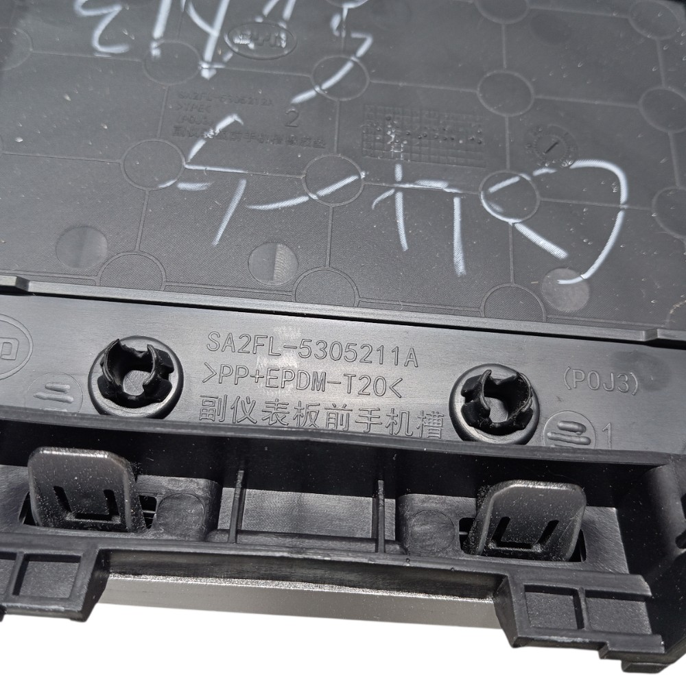 Moldura difusor console Byd Song Pro 2025 V669 7