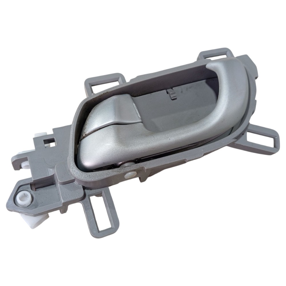 Maçaneta Int Porta Dianteira Esque Honda Civic 2010 15 V658 Prateado Dianteira 5